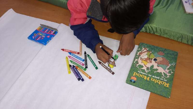 Instala SMDIF de Tlaxcala sala de lectura para niñas y niños