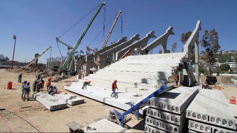 Avanza colocación de gradas del estadio Tlahuicole: Secoduvi