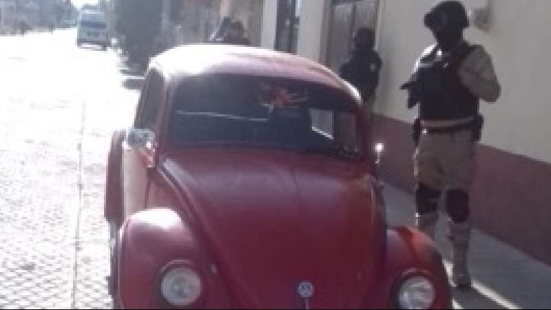 Se recupera vehículo con reporte de robo en Chiautempan