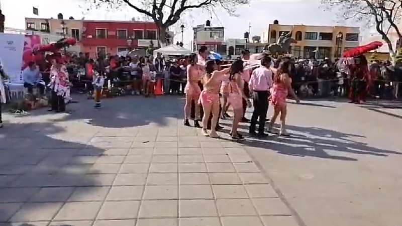 Inicia en Zacatelco vistoso Carnaval
