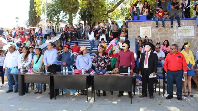 Se iniciaron las fiestas de carnaval en el municipio de Tocatlán