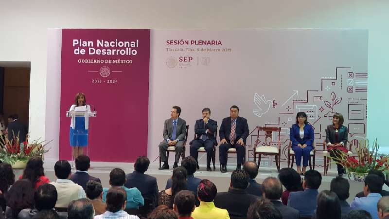 Realizan en Tlaxcala Foro para el Plan Nacional de Desarrollo 