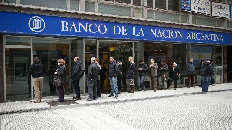 El peso argentino marca mínimos desde la crisis de 2001