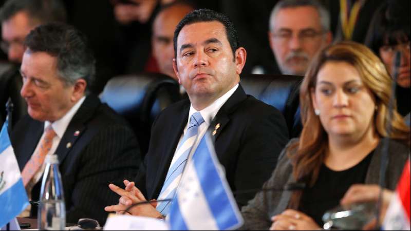 Jimmy Morales apura sus últimas opciones 