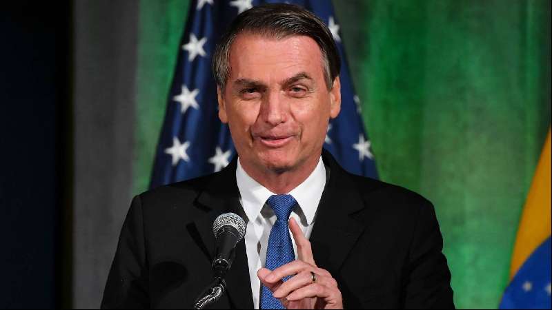 Bolsonaro defiende su admiración por Trump