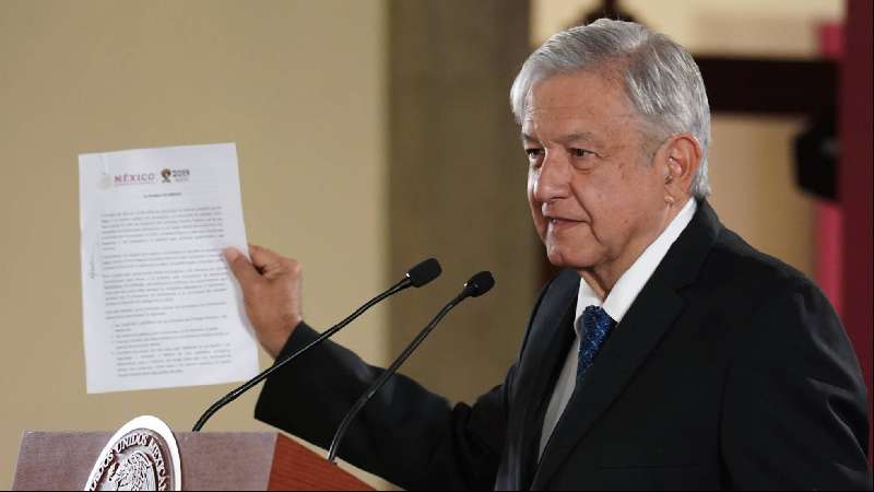 Obrador promete en una carta que no se presentará a la reelección