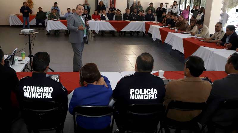 Fortalece PGJE conocimientos jurídicos de policías y elementos 