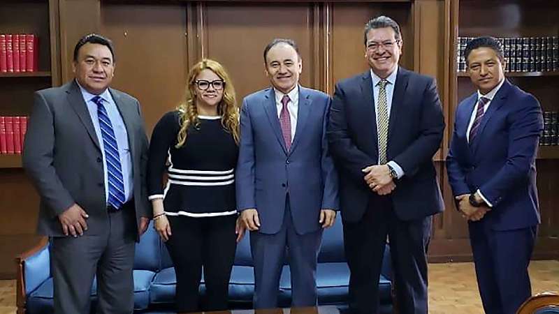 Marco Mena sostiene reunión con Alfonso Durazo