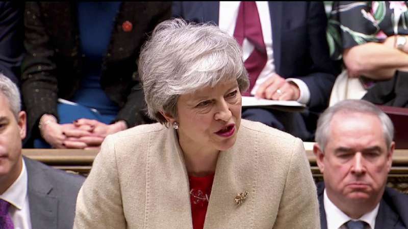 Parlamento rechaza por tercera vez plan de May para Brexit