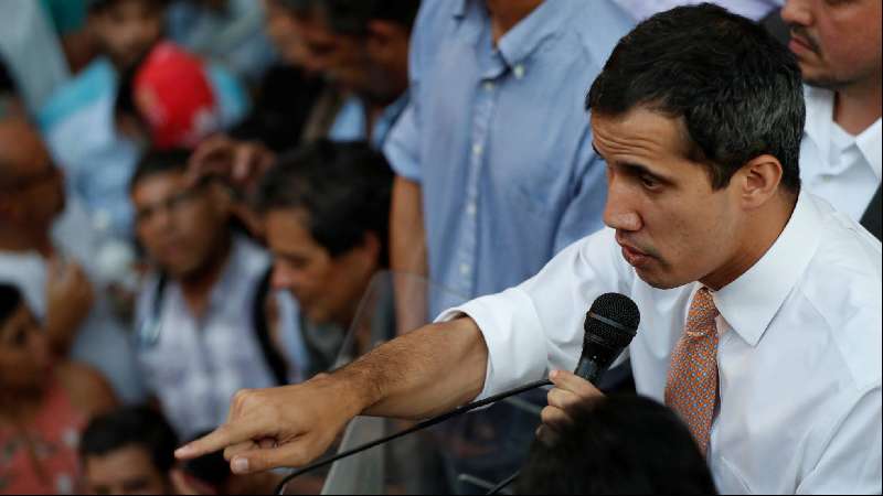 Guaidó hace equilibrios con la posibilidad de una intervención