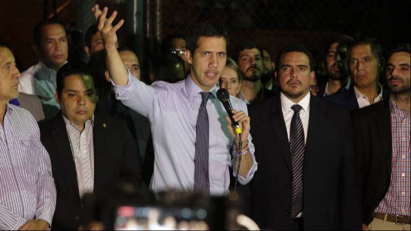Guaidó se enfrenta a la amenaza de cárcel 