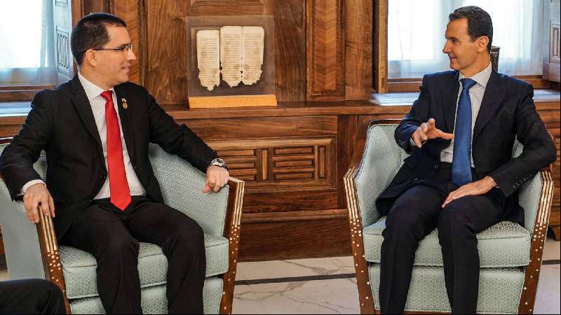 Maduro se apoya en Oriente Próximo y Rusia 