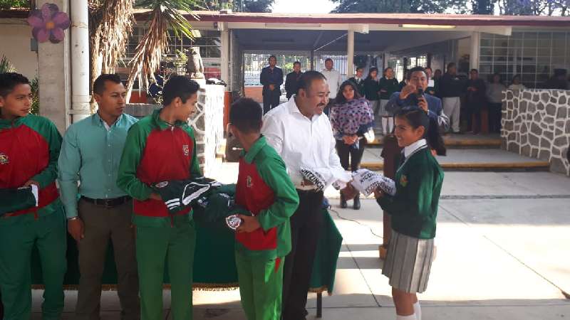 Apoyo a jóvenes deportistas, prioridad de Badillo Jaramillo