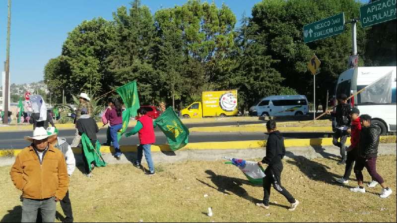 Marchan campesinos en Tlaxcala, exigen liberación de recursos 