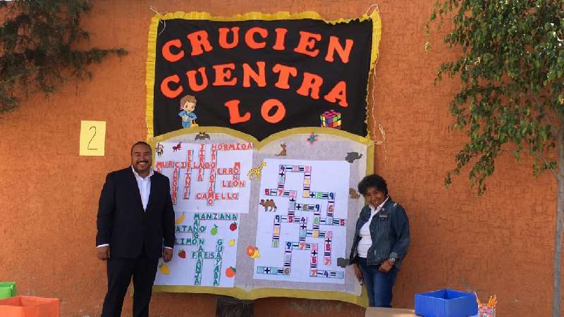 Realizan BiblioFeria en Xicohtzinco, participan más de 100 niños