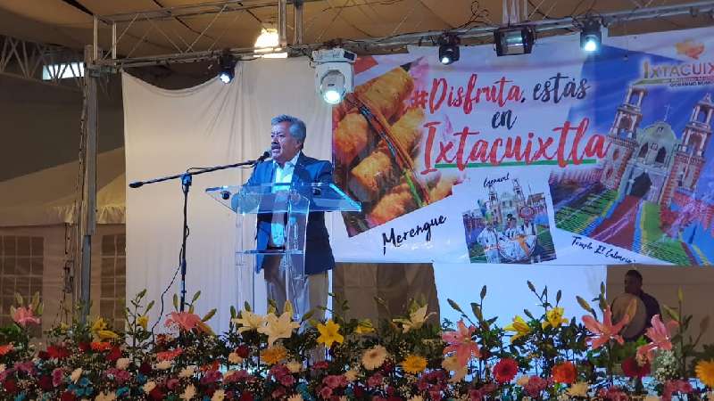 Refrenda Rafael Zambrano compromiso con Ixtacuixtla 