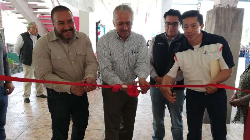Inaugura Jaramillo obra de rehabilitación educativa Xicohtzinco