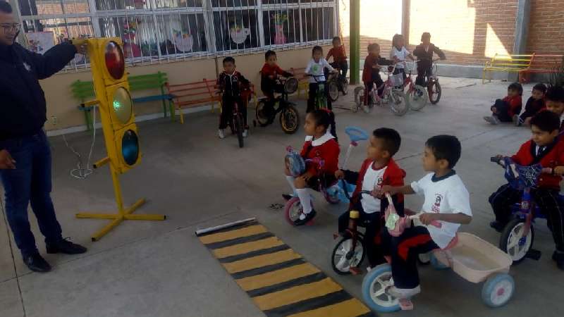 Promueve Zacatelco la educación vial en estudiantes