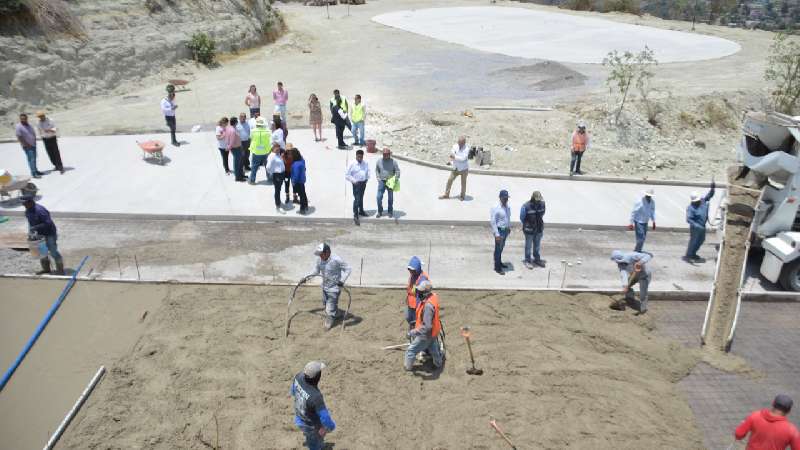 Supervisa Anabell Ávalos avances del Parque Temático en Tizatlán