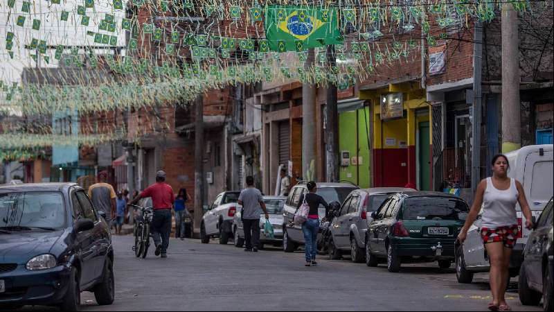 Crisis económica ensancha la brecha de la desigualdad en Brasil