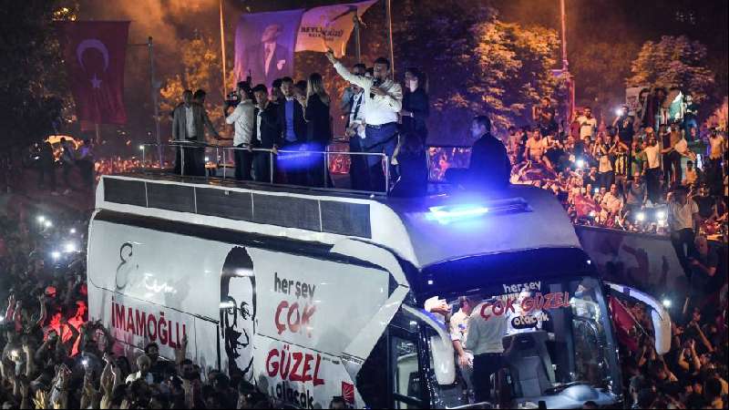 La oposición repite una victoria en Estambul 