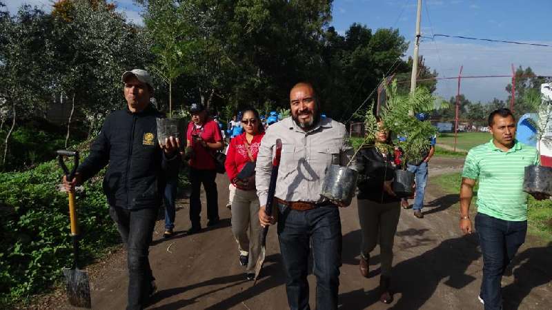 Inician plantación de más de 8 mil árboles en Xicohtzinco