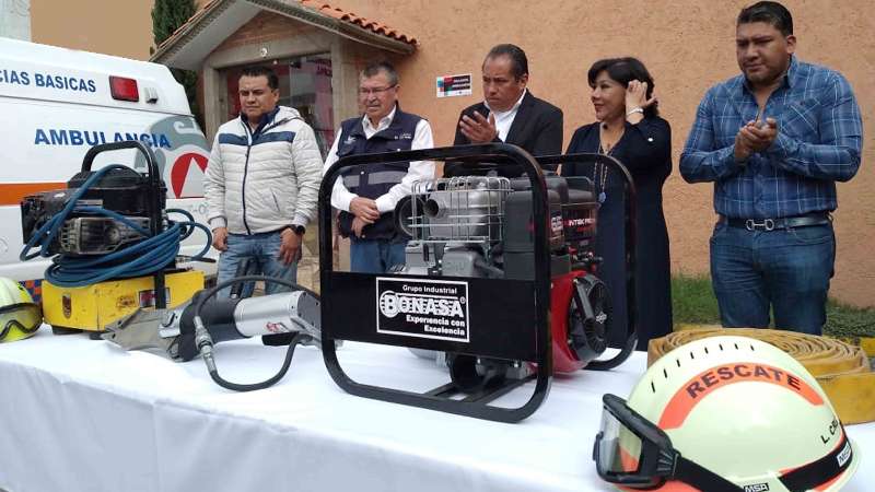 Entrega CEPC equipo de rescate urbano al municipio de Tlaxcala