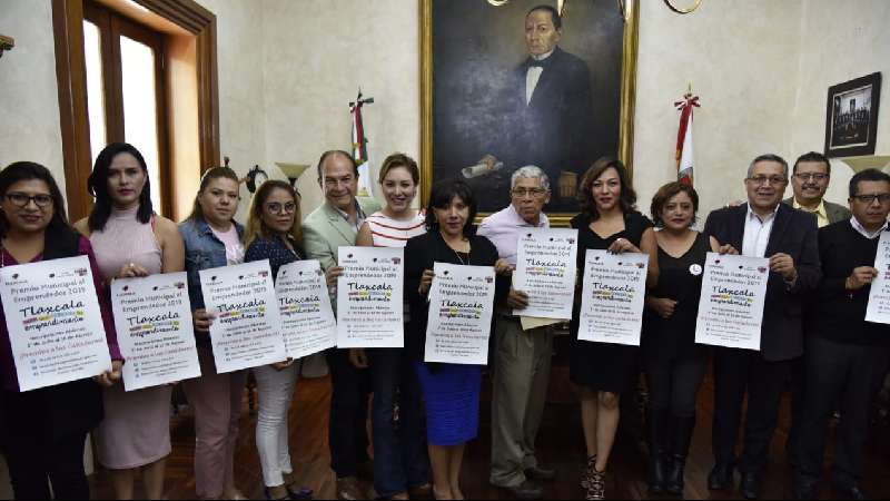 Presentan “Premio Municipal al Emprendedor 2019” en la capital