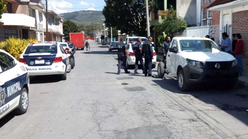 Frustran policías capitalinos fraude por venta de camioneta