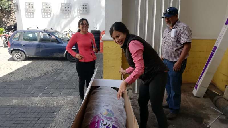 Continúa entrega de calentadores solares subsidiados