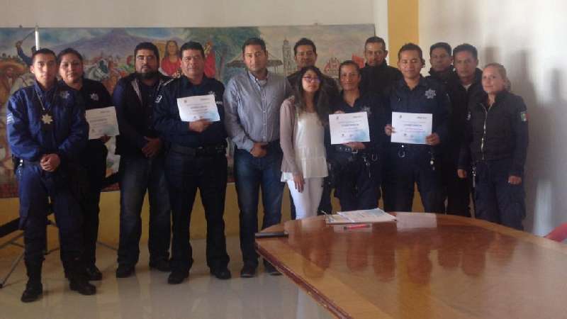 Recibe Policía de Xicohtzinco taller de Masculinidad y Buen Trato