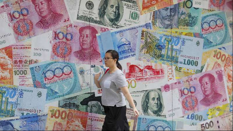 China estabiliza el yuan y EE UU insiste en que lo manipula 