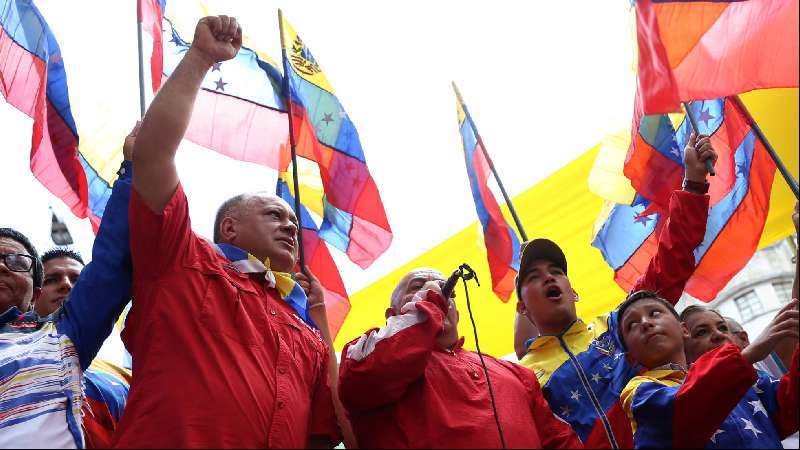 Chavismo eleva el tono tras la ruptura del diálogo con oposición 