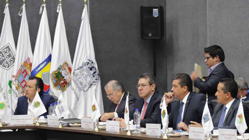 Mena participa en reunión de Conago con fiscal general