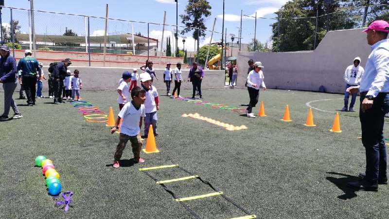 Promueven campamentos deportivos en la capital