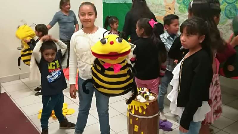 En Cuapiaxtla culmina con éxito taller en biblioteca