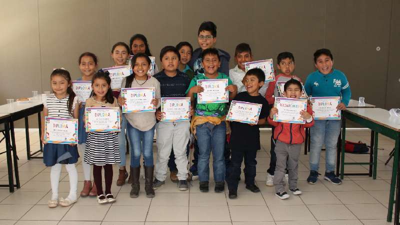 Concluye curso de verano infantil en la UTT