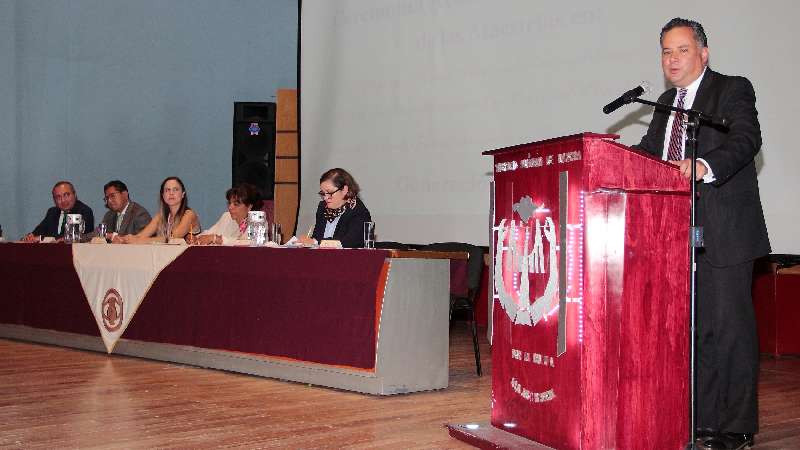 Graduó UATx a estudiantes de maestrías del CIJUREP