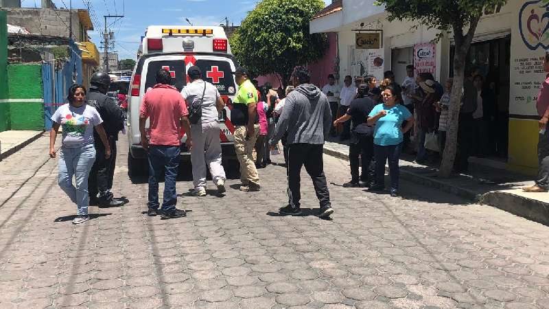 P C y SP municipal ayudan por explosión en Zacatelco 