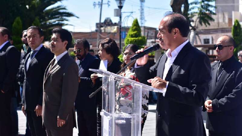 Homenaje al general Domingo Arenas en Zacatelco 