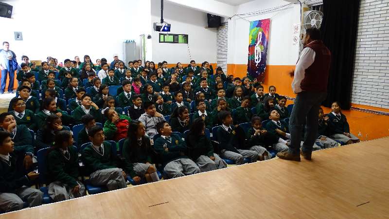 Refuerza Xicohtzinco prevención del delito en escuelas 