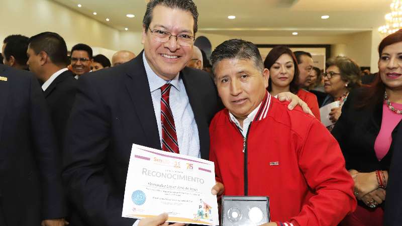 Educación, esencial para consolidar crecimiento de Tlaxcala:Mena