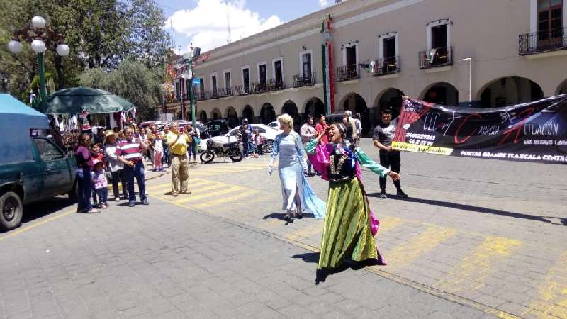 Se presenta el grupo NEI en la Plaza de Toros de la capital