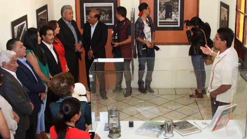 Inaugura ITC exposición El ferrocarril en Tlaxcala, 150 años