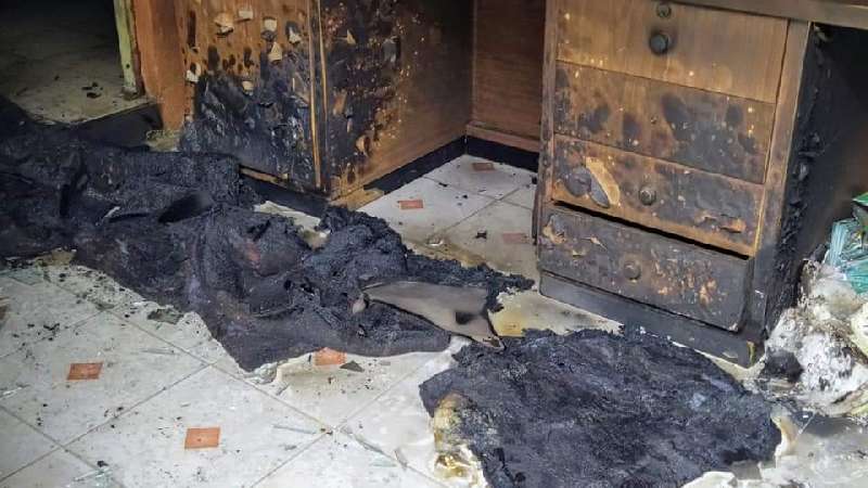 Roban y queman oficina de la Casa del Migrante en Apizaco