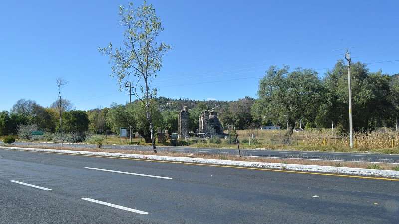 Se ha atendido 65% de la red carretera en Tlaxcala 