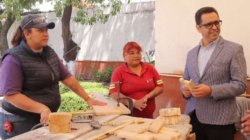 Supervisa director del Icatlax unidad móvil de Papalotla 