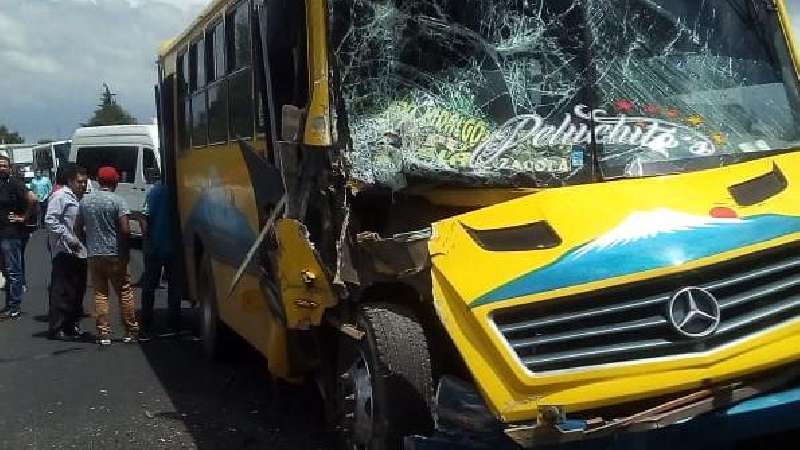 Choque de autotransportes deja 6 heridos en Panzacola