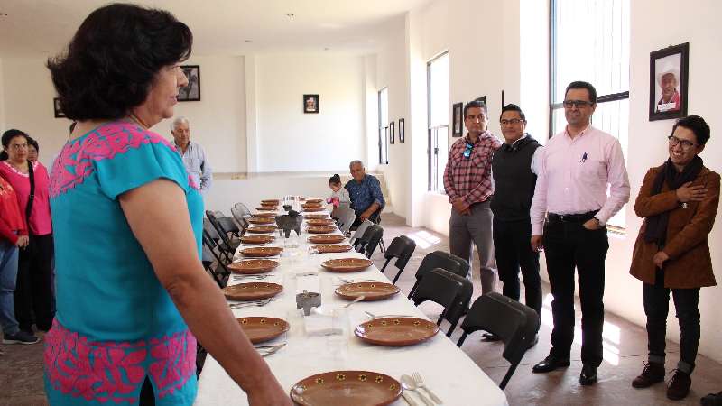 Reconocen ganadoras de concurso  de gastronomía apoyo del Icatlax