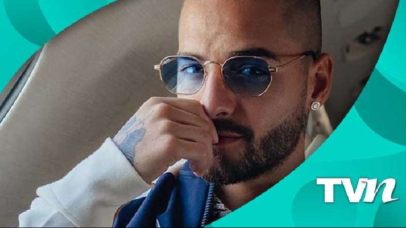 En redes, tund3n a Maluma por su forma de posar en una foto